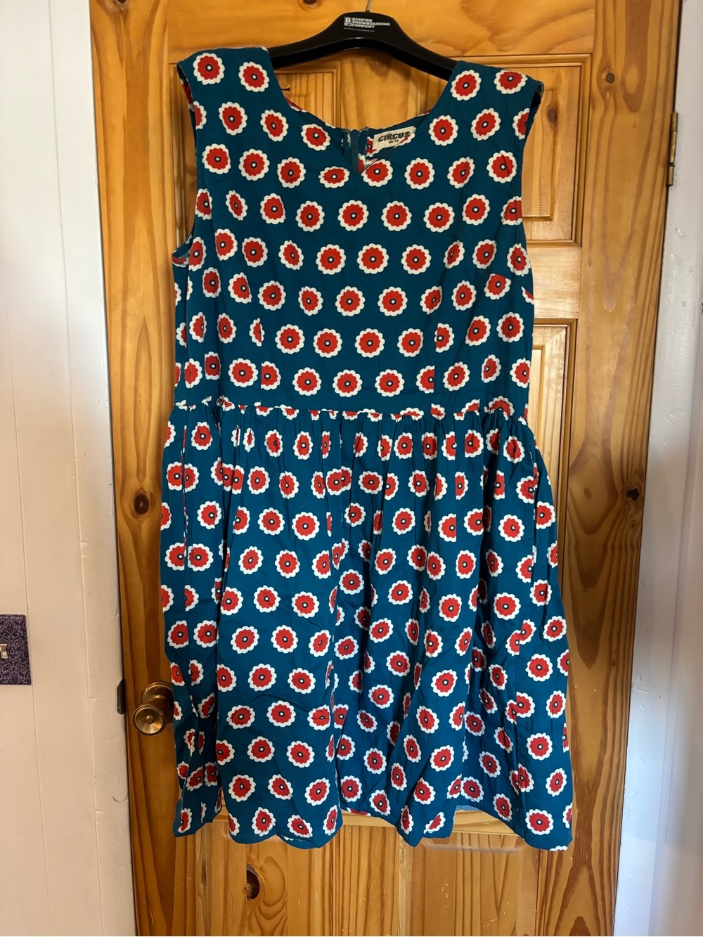 Circus by Sam Edelman A line Dress with Red and White Daisy Print